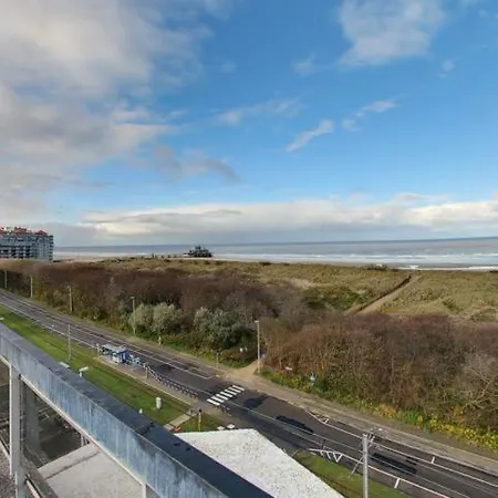 Ruzettelaan 183 T11 Bus 192 * Бланкенберге