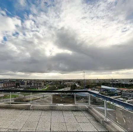 Ruzettelaan 183 T11 Bus 192 *